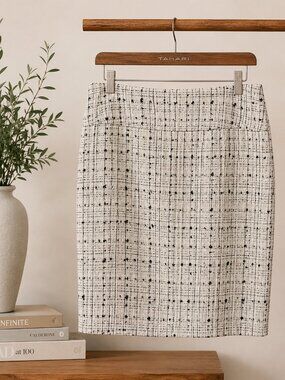 Tahari Tweed Pencil Skirt Black & White Career Office Skirt